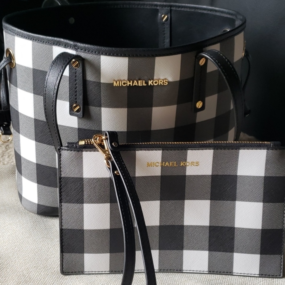 Michael Kors purse set